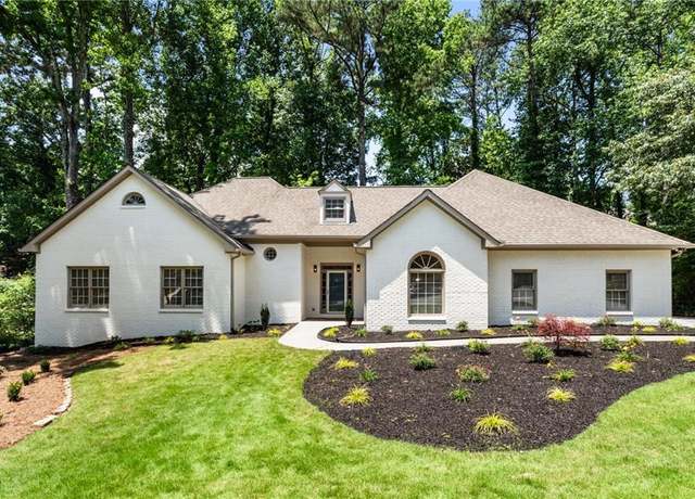 Property at 251 Waller Cir NW, Marietta, GA 30064, 5 beds, 3.5 baths