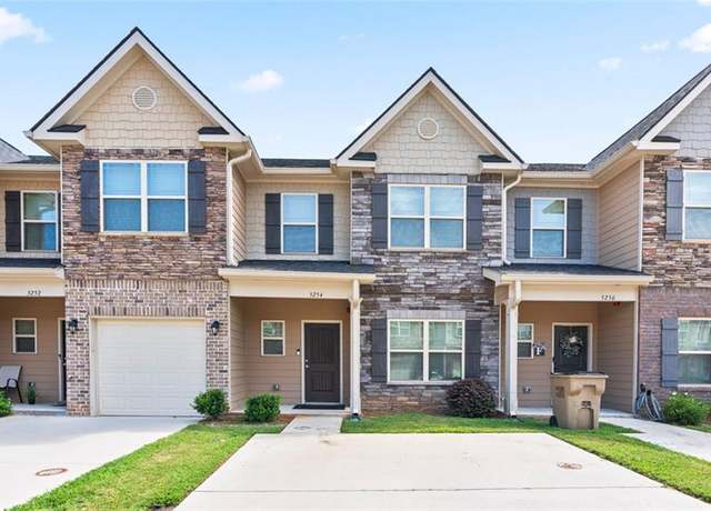 Property at 5254 Carrie Dr, Morrow, GA 30260, 3 beds, 2.5 baths