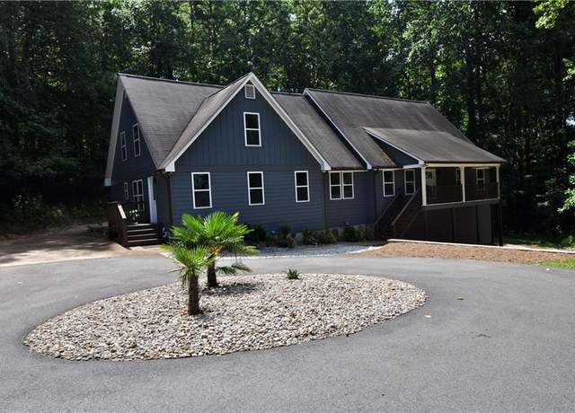 Property at 4635 Dawsonville Hwy, Gainesville, GA 30506, 5 beds, 4.5 baths