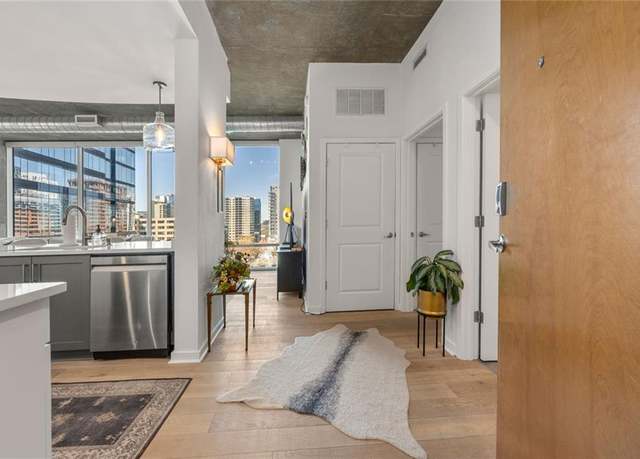 Property at 923 Peachtree St NE #939, Atlanta, GA 30309, 1 bed, 1 bath