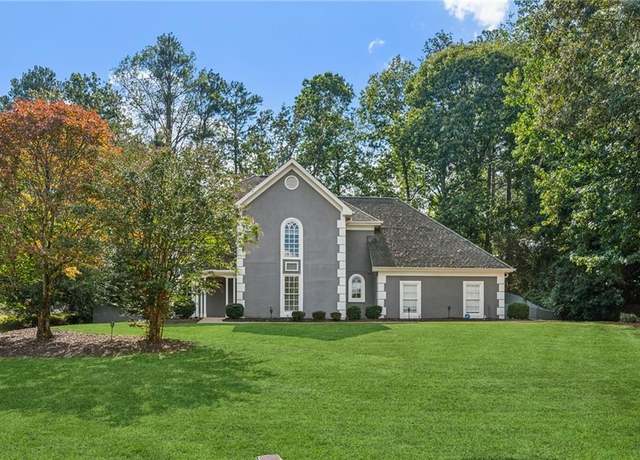 Property at 1210 Swan Mill Ct, Suwanee, GA 30024, 5 beds, 2.5 baths