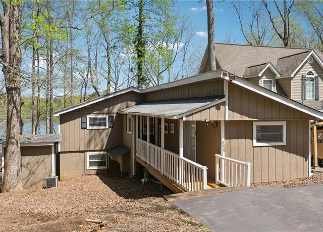 Property at 6609 Lakeshore Dr, Gainesville, GA 30506, 2 beds, 2 baths