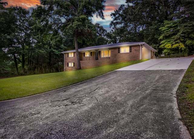 Property at 6243 David Ln SW, Mableton, GA 30126, 3 beds, 2 baths