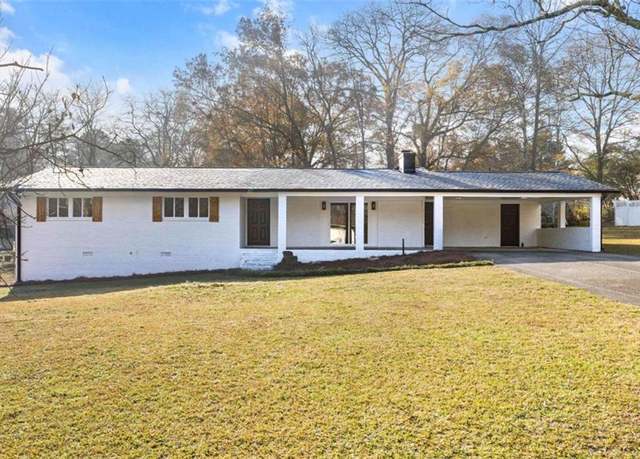 Property at 123 Meadow Ln, Calhoun, GA 30701, 4 beds, 2 baths