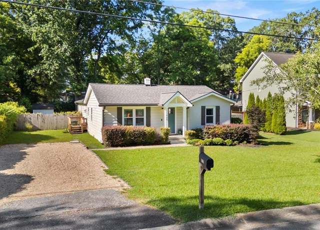 Property at 1060 Mclinden Ave SE, Smyrna, GA 30080, 4 beds, 3 baths