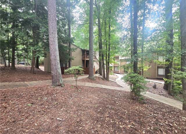 Property at 5896 Par Three Ct, Lithonia, GA 30038, 2 beds, 2 baths