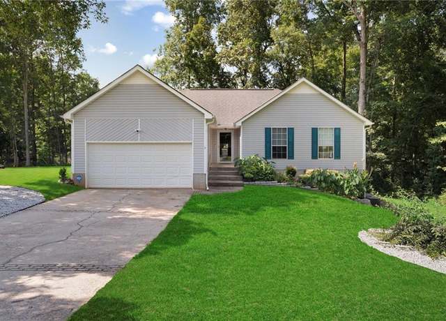 Property at 395 Timber Top Dr, Stockbridge, GA 30281, 4 beds, 3 baths