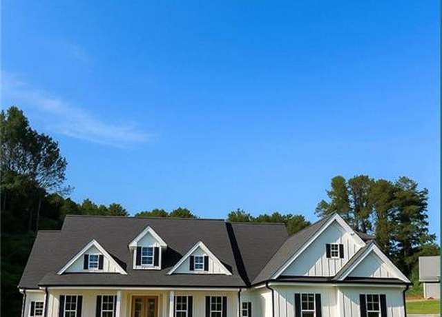 Property at 105 West Lake Blvd, Carrollton, GA 30116, 4 beds, 3.5 baths