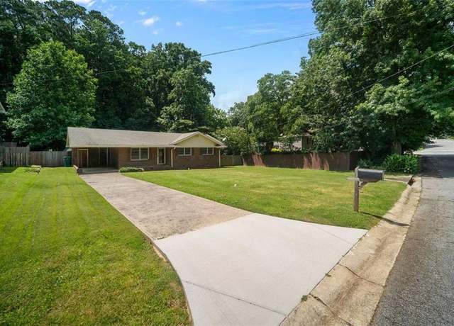 Property at 3464 Navaho Trl SE, Smyrna, GA 30080, 3 beds, 1.5 baths