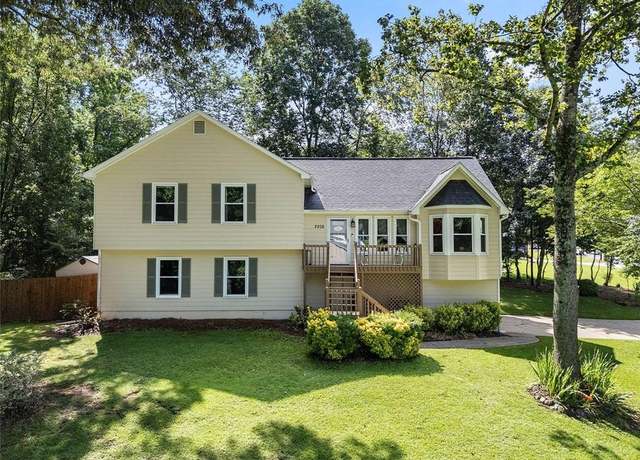 Property at 2208 Mountain Springs Ct NW, Kennesaw, GA 30144, 3 beds, 3 baths