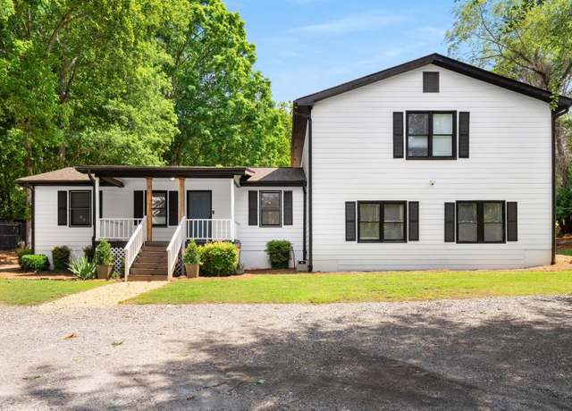 Property at 3142 Chamblee Gap Rd, Cumming, GA 30040, 5 beds, 3 baths