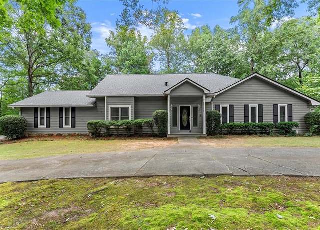 Property at 1865 Ledieu Rd, Roswell, GA 30075, 4 beds, 3.5 baths