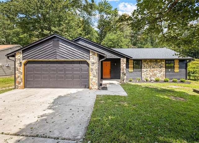 Property at 259 Independence Dr, Jonesboro, GA 30238, 3 beds, 2 baths