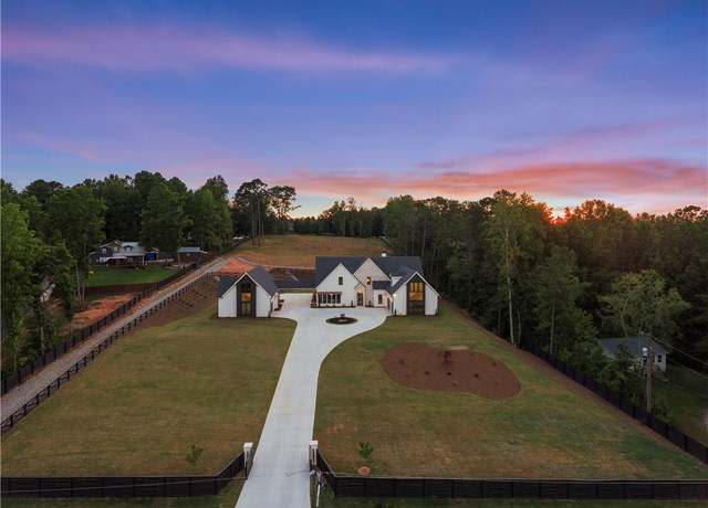Property at 149 Pine Needle Dr, Dawsonville, GA 30534, 5 beds, 5 baths