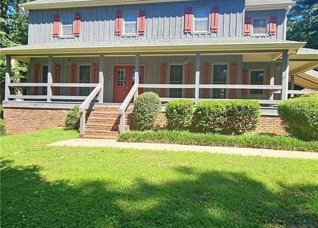 Property at 4449 Inns Brook Dr, Snellville, GA 30039, 4 beds, 3.5 baths