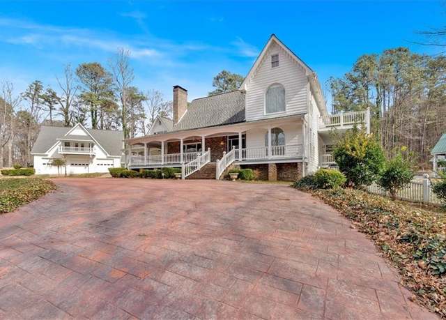 Property at 300 Mill Creek Ct, Acworth, GA 30101, 4 beds, 4.5 baths