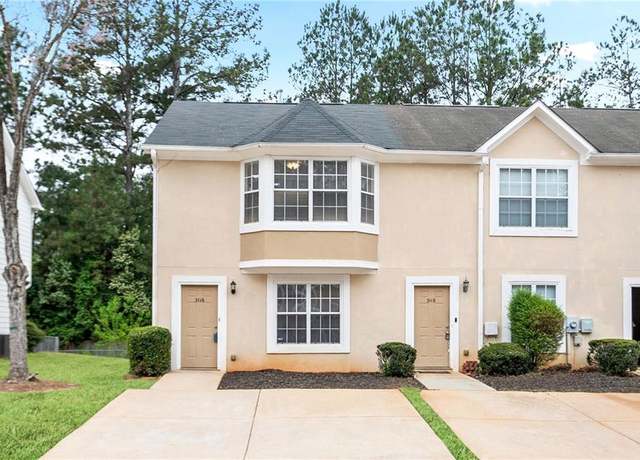 Property at 3116 Fields Dr, Lithonia, GA 30038, 2 beds, 2.5 baths