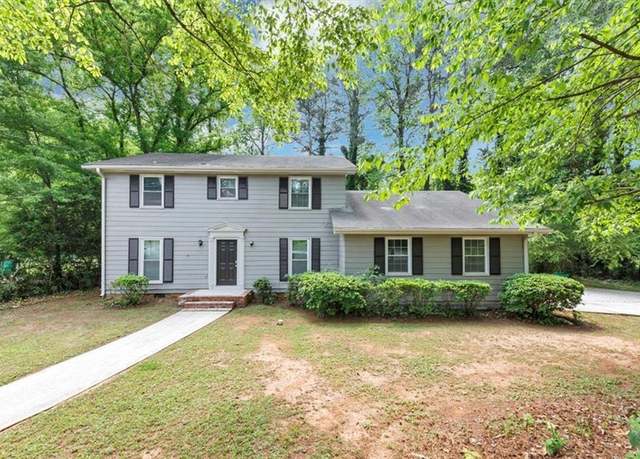 Property at 4261 Autumn Hill Dr, Stone Mountain, GA 30083, 4 beds, 3 baths