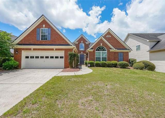 Property at 850 Rock Elm Dr, Auburn, GA 30011, 4 beds, 2.5 baths
