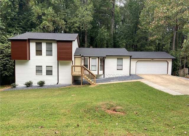 Property at 1173 Mill Ridge Dr, Lawrenceville, GA 30045, 6 beds, 4 baths