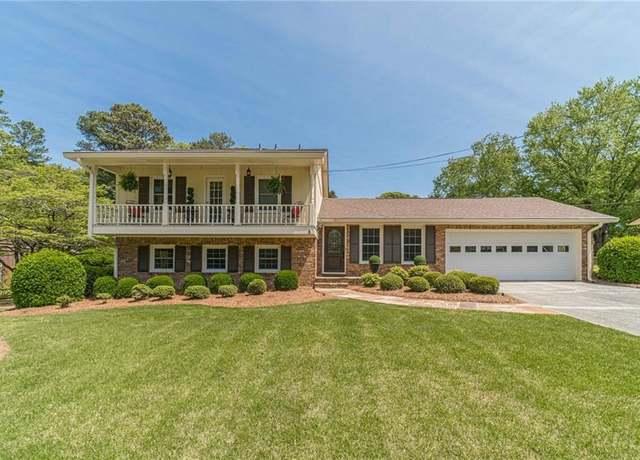 Property at 1924 Windburn Ct, Snellville, GA 30078, 4 beds, 3 baths