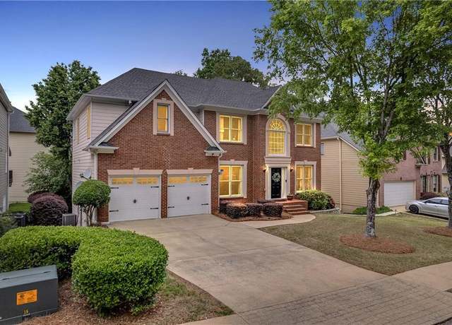 Property at 2810 Olde Town Park Dr, Norcross, GA 30071, 6 beds, 3.5 baths