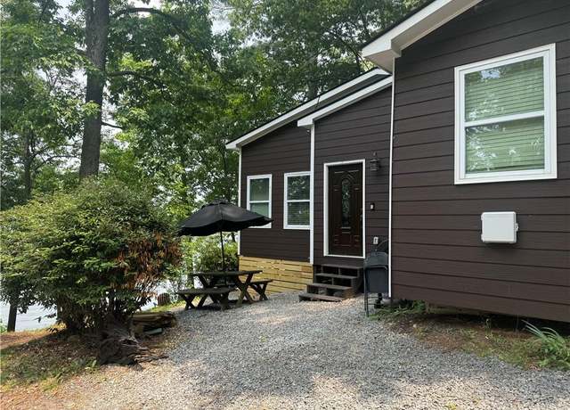 Property at 7 Yachting Way, Acworth, GA 30102, 2 beds, 1 bath