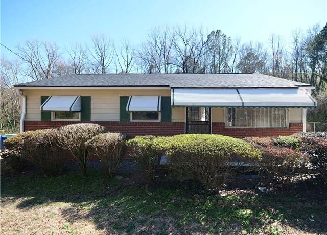 Property at 2422 Clarissa Dr NW, Atlanta, GA 30318, 3 beds, 1 bath