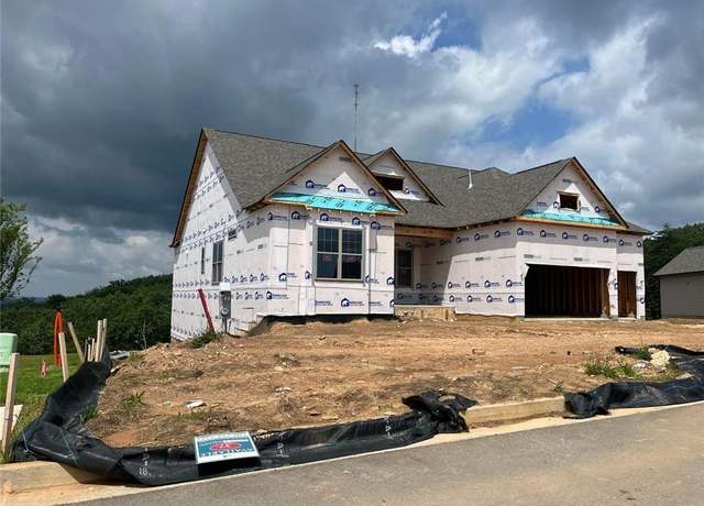 Property at 235 Laurel Vista Dr, Canton, GA 30114, 3 beds, 2.5 baths
