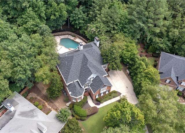 Property at 4567 Brigade Ct NE, Roswell, GA 30075, 6 beds, 5.5 baths