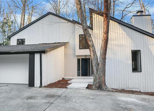 Property at 4830 Rebel Trl NW, Sandy Springs, GA 30327, 5 beds, 4 baths