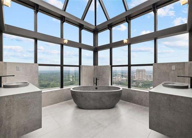 Property at 2828 Peachtree Rd NW Unit P 3300, Atlanta, GA 30305, 2 beds, 2.5 baths