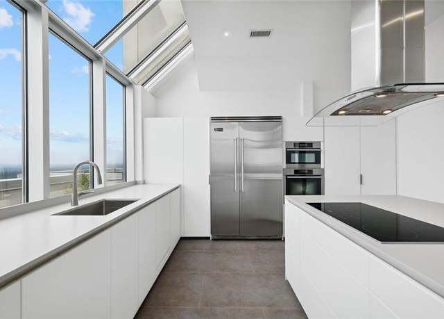 Property at 2828 Peachtree Rd NW Unit P 3300, Atlanta, GA 30305, 2 beds, 2.5 baths