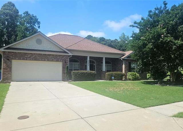 Property at 3444 Dacite Ct, Atlanta, GA 30349, 4 beds, 2 baths