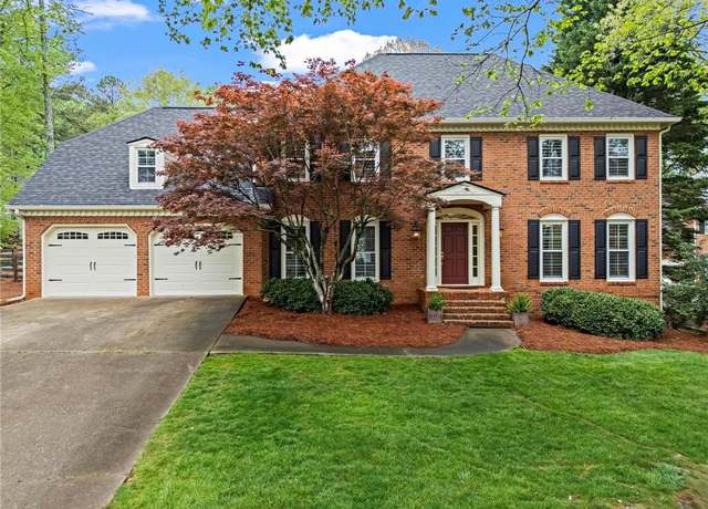 Property at 3570 W Hampton Dr NW, Marietta, GA 30064, 4 beds, 2.5 baths