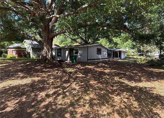 Property at 2135 Wells Dr SE, Smyrna, GA 30080, 3 beds, 1 bath