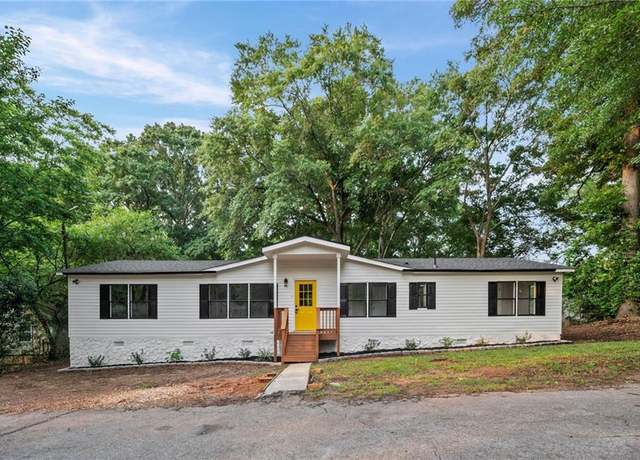 Property at 1138 High Falls Rd, Griffin, GA 30223, 4 beds, 2 baths