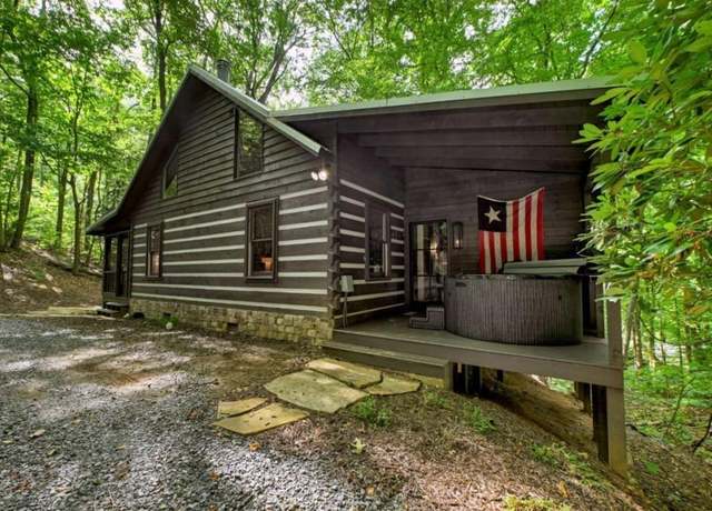 Property at 545 Chestnut Rdg, Blue Ridge, GA 30513, 3 beds, 2 baths