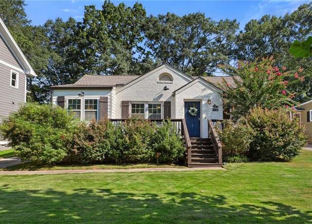 Property at 1724 Clifton Way SE, Atlanta, GA 30316, 3 beds, 2 baths
