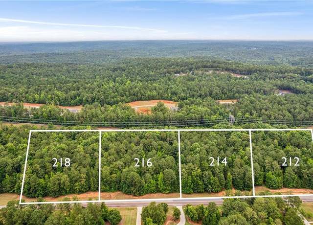 Property at 214 Crescent Dr, Forsyth, GA 31029