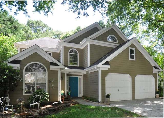 Property at 2735 Royal Blf, Decatur, GA 30030, 3 beds, 2.5 baths
