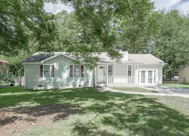 Property at 5761 Northfield Dr, Ellenwood, GA 30294, 3 beds, 2 baths