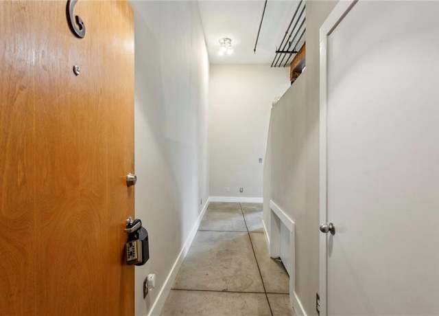 Property at 350 Peters St SW #6, Atlanta, GA 30313, 1 bed, 1 bath