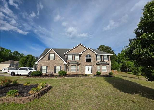 Property at 6948 Dalehollow Dr, Lithonia, GA 30058, 5 beds, 3 baths