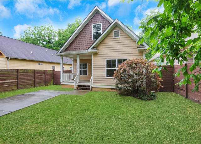 Property at 2005 Chicago Ave NW, Atlanta, GA 30314, 5 beds, 3 baths