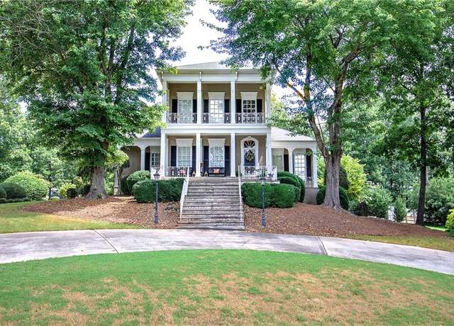 Property at 11 Forest Hill Dr SW, Cartersville, GA 30121, 3 beds, 2.5 baths