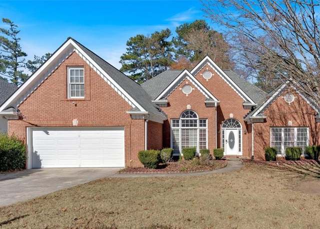 Property at 3155 Wellbrook Dr, Loganville, GA 30052, 4 beds, 2 baths