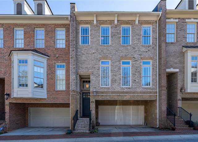 Property at 12 Candler Grove Dr, Decatur, GA 30030, 3 beds, 3.5 baths