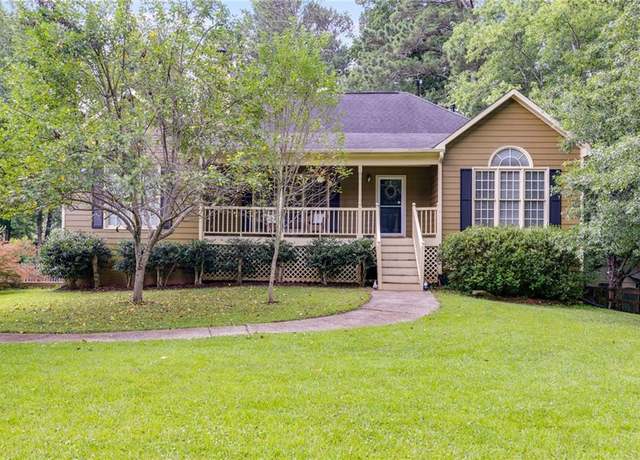 Property at 155 New Hope Dr, Dallas, GA 30132, 4 beds, 3 baths