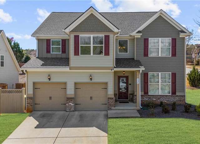 Property at 236 Village Park Dr, Newnan, GA 30265, 5 beds, 3 baths